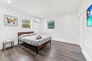 1215 NE 200th St, Miami, FL 33179 - Photo 13