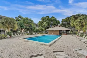 9440 Poinciana Pl, Davie, FL 33324 - Photo 35