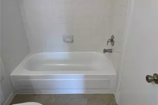 2667 NW 33rd St, Oakland Park, FL 33309 - Photo 11