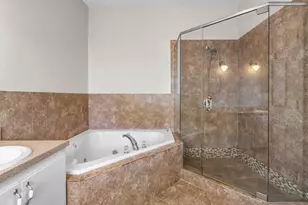 639 NE 17th Way, Fort Lauderdale, FL 33304 - Photo 23
