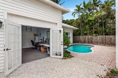 639 NE 17th Way, Fort Lauderdale, FL 33304 - Photo 43