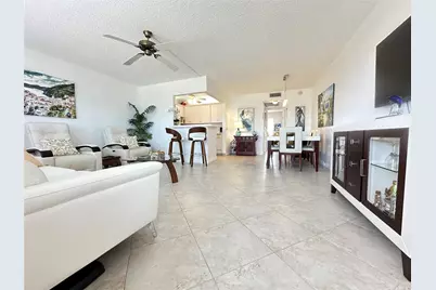 4108 Cambridge #4108, Deerfield Beach, FL 33442 - Photo 3