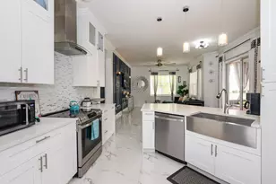 293 SW Lake Forest Way, Port Saint Lucie, FL 34986 - Photo 11