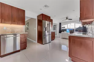 2021 NW 32nd Ct, Fort Lauderdale, FL 33309 - Photo 11