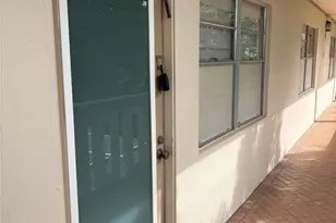 4301 Martinique Cir, Pompano Beach, FL 33066 - Photo 19