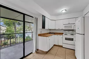 26 Wimbledon Lake Unit, Plantation, FL 33324 - Photo 7