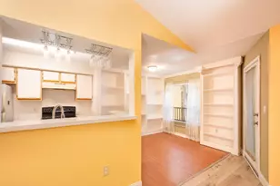 2440 NW 33rd St, Oakland Park, FL 33309 - Photo 5