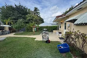 2318 Coolidge St, Hollywood, FL 33020 - Photo 3