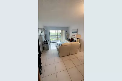 10466 Sunrise Lakes Boulevard #307, Sunrise, FL 33322 - Photo 19