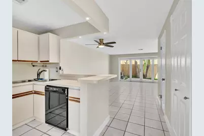 499 SE 13th Street #8E, Fort Lauderdale, FL 33316 - Photo 9