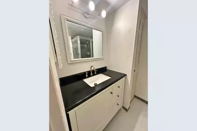 5190 E Sabal Palm Boulevard #201, Tamarac, FL 33319 - Photo 19