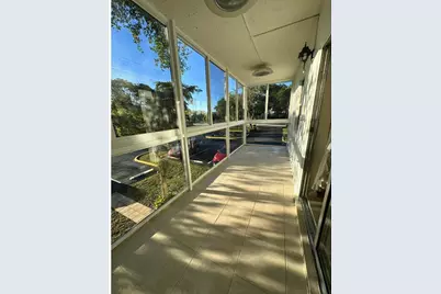 5190 E Sabal Palm Boulevard #201, Tamarac, FL 33319 - Photo 5