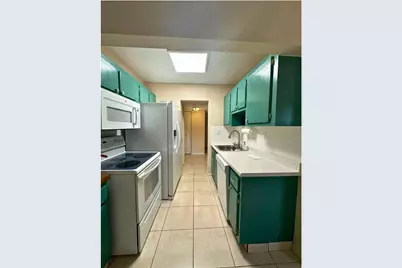 5190 E Sabal Palm Boulevard #201, Tamarac, FL 33319 - Photo 3