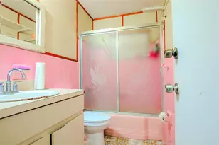 17800 NW 8th Ave, Miami, FL 33169 - Photo 19