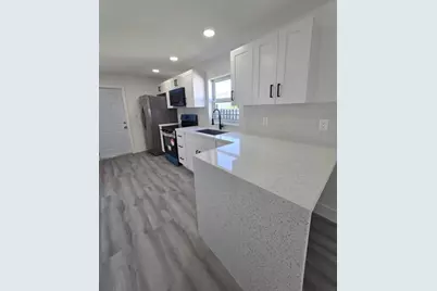 7026 NW 21st Avenue, Miami, FL 33147 - Photo 3