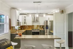 906 NW 83rd Dr, Coral Springs, FL 33071 - Photo 5