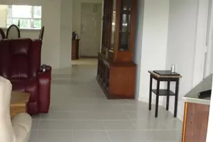 571 SW 142nd Ave, Hollywood, FL 33027 - Photo 5