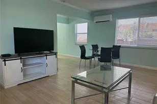 323 Monroe St, Hollywood, FL 33019 - Photo 29