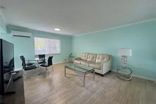 323 Monroe St, Hollywood, FL 33019 - Photo 25