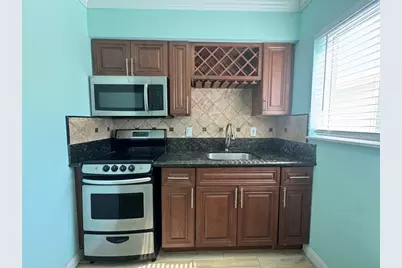 323 Monroe Street #2, Hollywood, FL 33019 - Photo 21