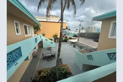 323 Monroe Street #2, Hollywood, FL 33019 - Photo 15