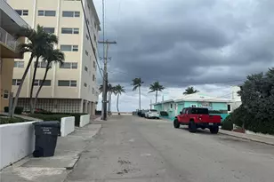 323 Monroe St, Hollywood, FL 33019 - Photo 13