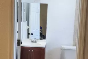 2829 NW 9th Pl, Fort Lauderdale, FL 33311 - Photo 9