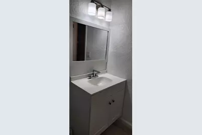 2829 NW 9th Place, Fort Lauderdale, FL 33311 - Photo 17