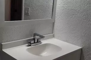 2829 NW 9th Pl, Fort Lauderdale, FL 33311 - Photo 17