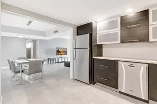 501 SW 11th Pl, Boca Raton, FL 33432 - Photo 7