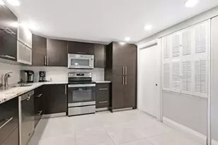 501 SW 11th Pl, Boca Raton, FL 33432 - Photo 9