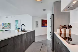 1900 N Bayshore Dr, Miami, FL 33132 - Photo 9