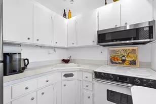 1900 NE 8th Ct, Fort Lauderdale, FL 33304 - Photo 19