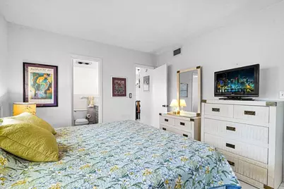 1900 NE 8th Court #307, Fort Lauderdale, FL 33304 - Photo 25