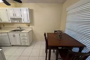 8540 Chevy Chase Dr, Boca Raton, FL 33433 - Photo 3