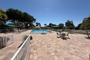 8540 Chevy Chase Dr, Boca Raton, FL 33433 - Photo 15