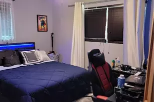 1010 NW 3rd Ave, Hallandale Beach, FL 33009 - Photo 15