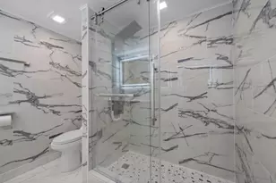 100 Golden Isles Dr, Hallandale Beach, FL 33009 - Photo 17