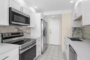 100 Golden Isles Dr, Hallandale Beach, FL 33009 - Photo 25