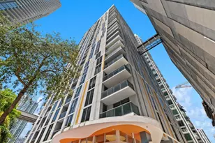 31 SE 6th St, Miami, FL 33131 - Photo 19