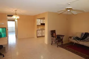 393 Capri I Unit, Delray Beach, FL 33484 - Photo 5