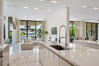 2421 Barcelona Drive, Fort Lauderdale, FL 33301 - Photo 19