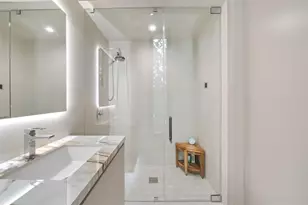 2421 Barcelona Dr, Fort Lauderdale, FL 33301 - Photo 33