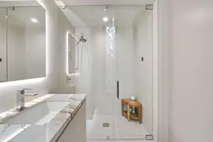 2421 Barcelona Dr, Fort Lauderdale, FL 33301 - Photo 33