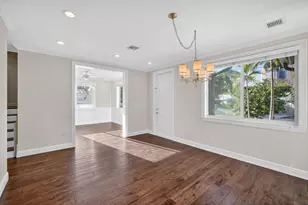 216 SE 10th St, Fort Lauderdale, FL 33316 - Photo 11