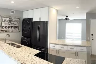 5328 NE 6th Ave, Oakland Park, FL 33334 - Photo 11