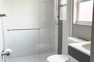 5328 NE 6th Ave, Oakland Park, FL 33334 - Photo 23