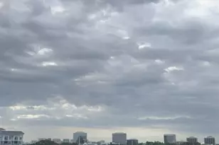 2425 Presidential Way, West Palm Beach, FL 33401 - Photo 5