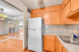 9101 Sunrise Lakes Blvd, Sunrise, FL 33322 - Photo 13