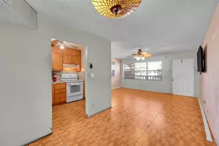 9101 Sunrise Lakes Blvd, Sunrise, FL 33322 - Photo 9